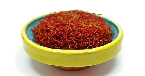 تصویر 3 از زعفران طبیعی درجه یک تازه و خوش‌ رنگ با بسته‌ بندی استاندارد و مطمئن